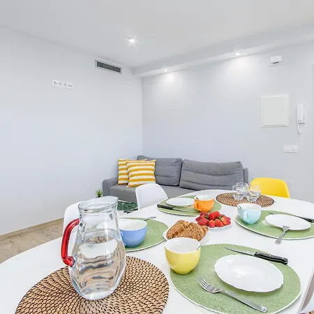 Central Apartment 1A 50M Beach דירה רוזס